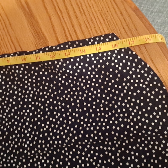 Chaps No Iron Black and White Polka Dot, Long Sleeve Button Down Blouse Sz. XL. - Picture 10 of 10